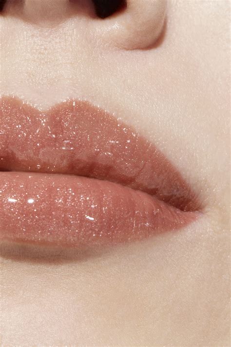 chanel coco gloss 724.